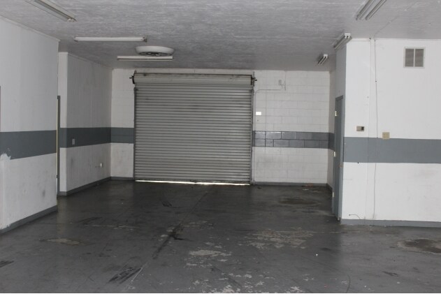 3707 SW 42nd Pl, Gainesville, FL for sale - Interior Photo - Image 2 of 7