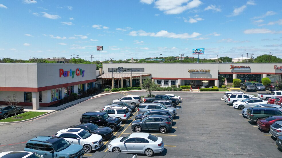 13411-13437 San Pedro Ave, San Antonio, TX for lease - Building Photo - Image 2 of 2