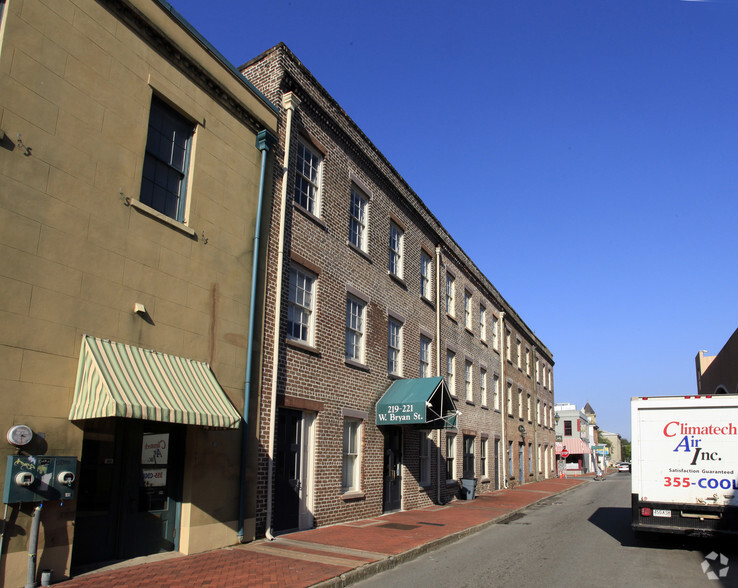 219-221 W Bryan St, Savannah, GA à vendre - Photo principale - Image 1 de 1