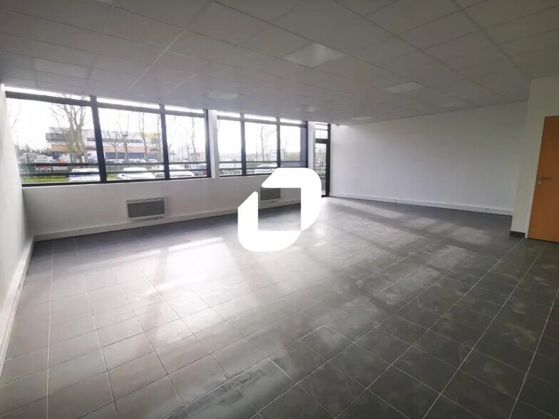 Flex dans Bussy-Saint-Georges à louer - Photo intérieure - Image 3 de 4