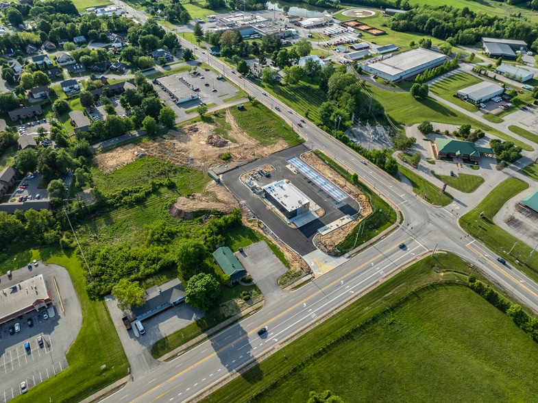6810 Shelbyville Rd, Simpsonville, KY à louer - Photo du bâtiment - Image 3 de 9