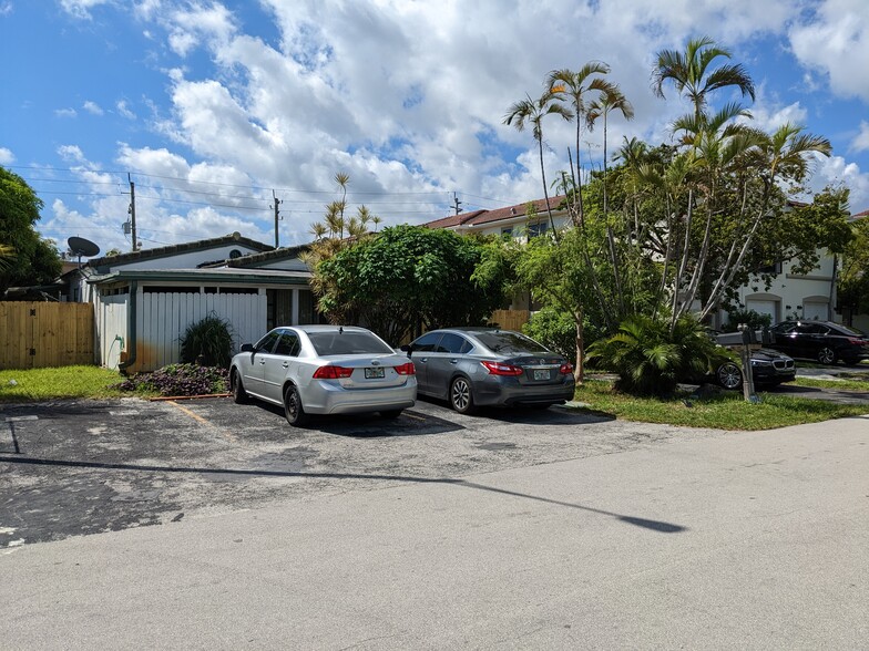 1726 Thomas St, Hollywood, FL à vendre - Photo principale - Image 1 de 1