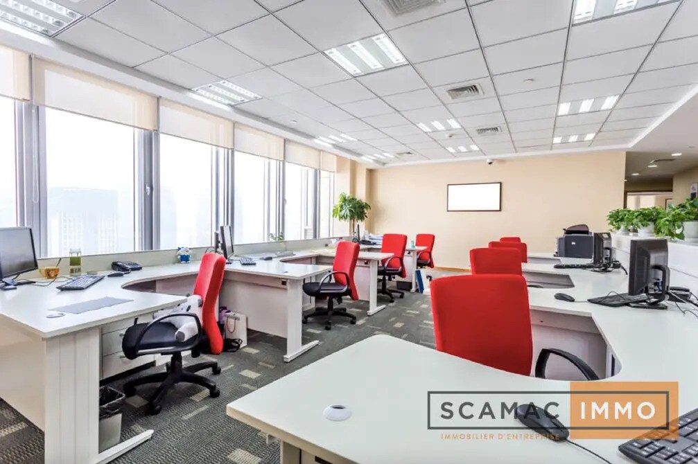 Office in Chilly-Mazarin for sale Building Photo- Image 1 of 4