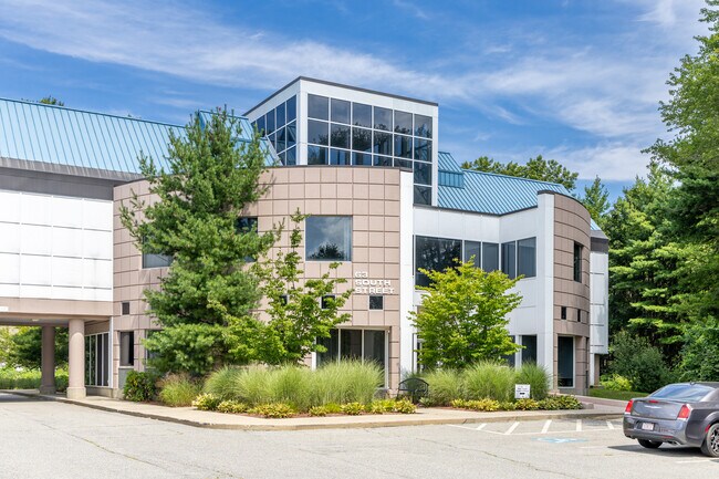 Plus de détails pour 63-65 South St, Hopkinton, MA - Local d'activités à louer