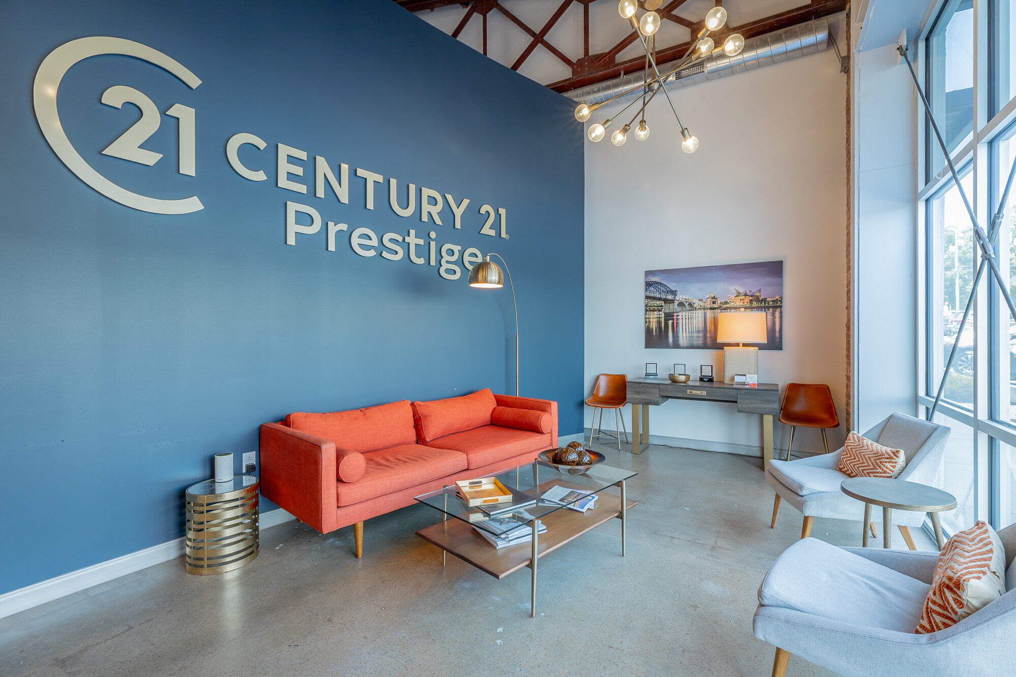 1304 McCallie Ave, Chattanooga, TN for lease Interior Photo- Image 1 of 8