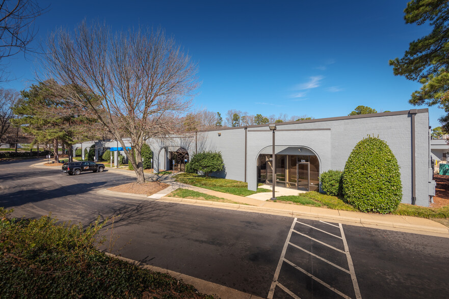 5265-5293 Capital Blvd, Raleigh, NC for lease - Building Photo - Image 2 of 4