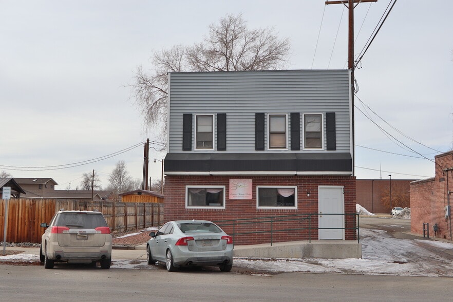 450 Montana Ave, Lovell, WY for sale - Primary Photo - Image 1 of 38
