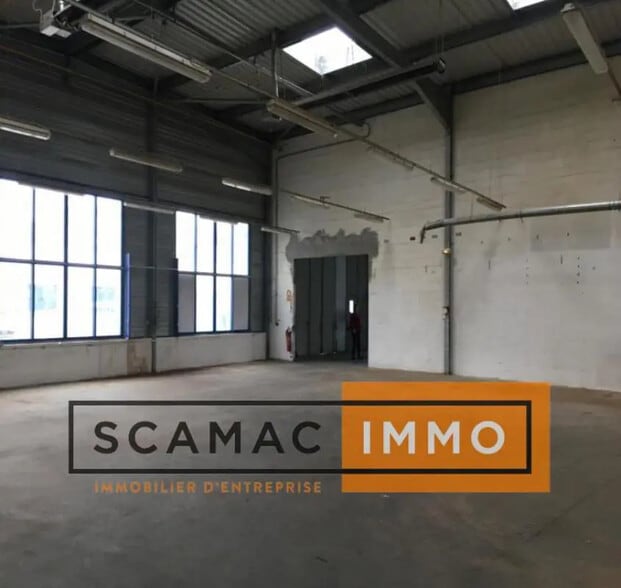 Industrial in  for lease - Interior Photo - Image 3 of 5