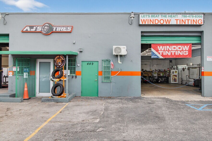 449 E Okeechobee Rd, Hialeah, FL à vendre - Photo du bâtiment - Image 2 de 20