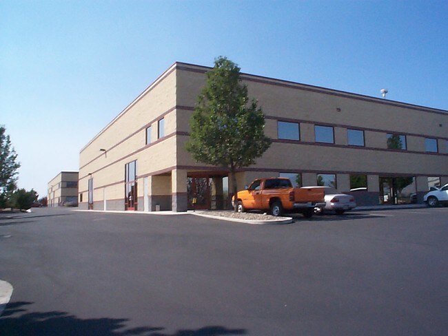 Plus de détails pour 2528 Business Pky, Minden, NV - Industriel à louer