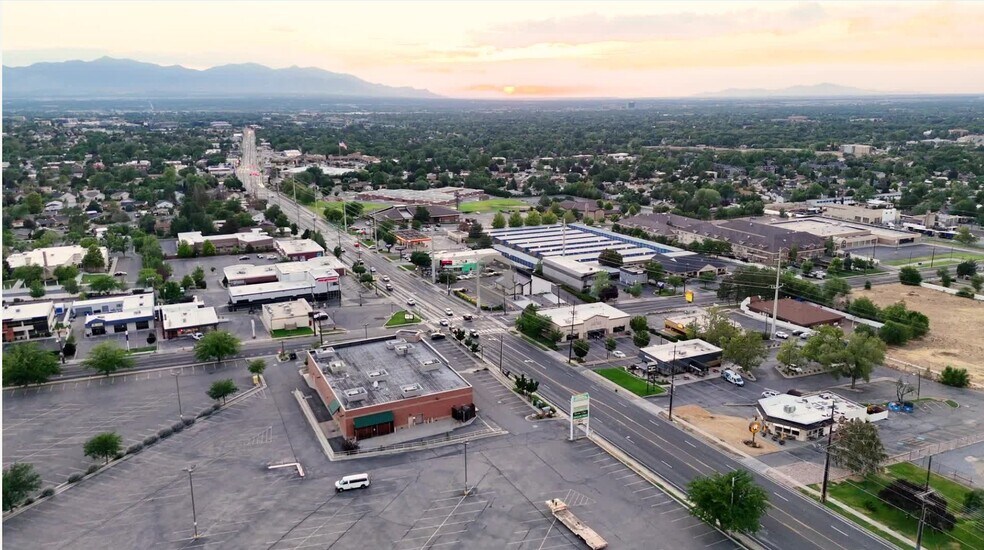 2277 Fort Union Blvd, Salt Lake City, UT à louer - Vidéo sur l’inscription commerciale - Image 2 de 7