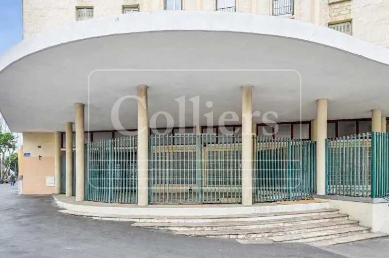 Office in Marseille for lease - Lobby - Image 2 of 3