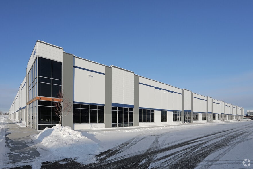 11160 Hudson Blvd, Lake Elmo, MN for lease - Building Photo - Image 2 of 4