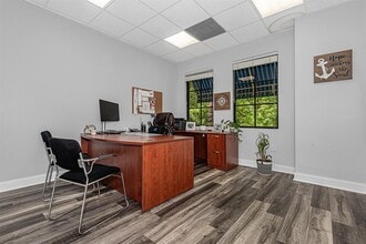 7301 Wiles Rd, Coral Springs, FL for lease Interior Photo- Image 2 of 4