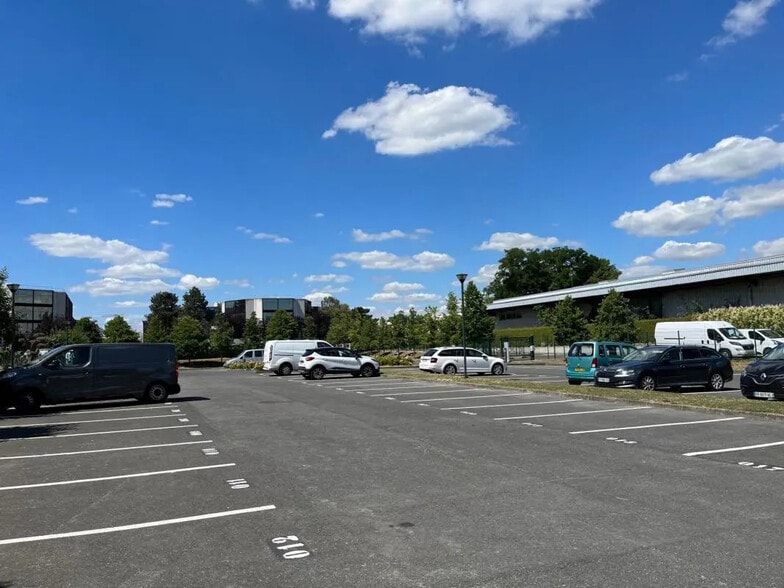 6 Avenue Du Marais, Argenteuil for lease - Building Photo - Image 3 of 7