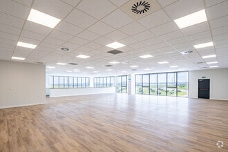 Avenida Hontalva, 3(A), Illescas, Toledo for lease Interior Photo- Image 2 of 11