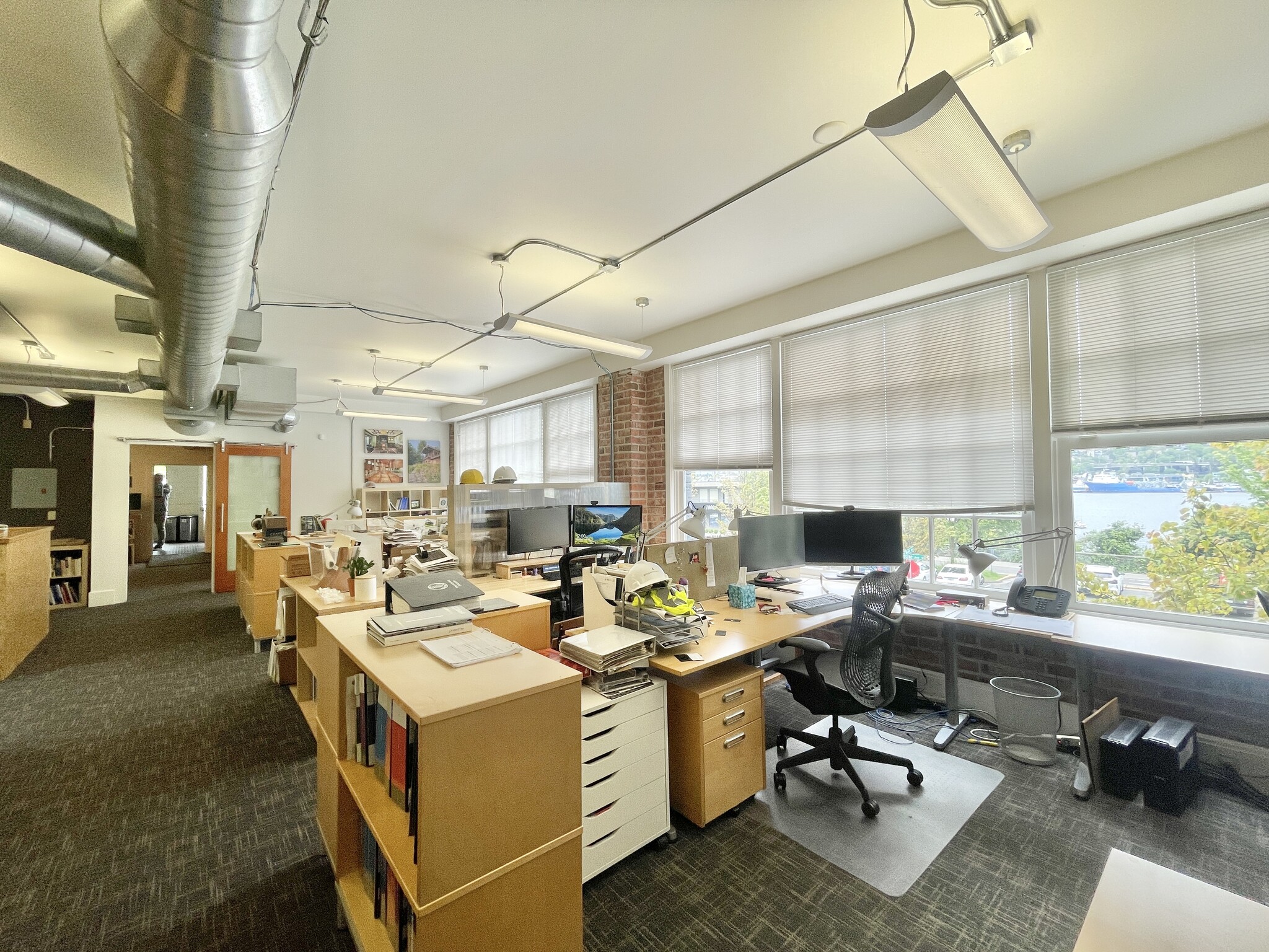 1735 Westlake Ave N, Seattle, WA for lease Building Photo- Image 1 of 4