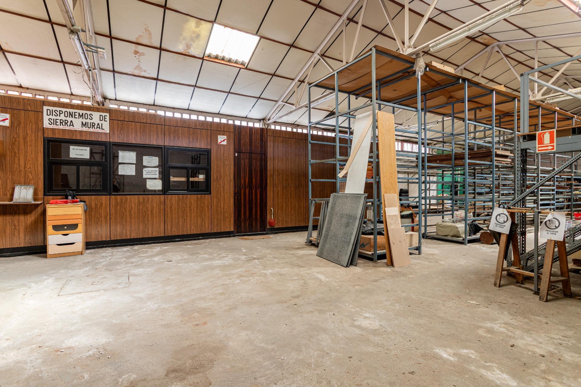 Industrial in Madrid for sale Interior Photo- Image 1 of 18