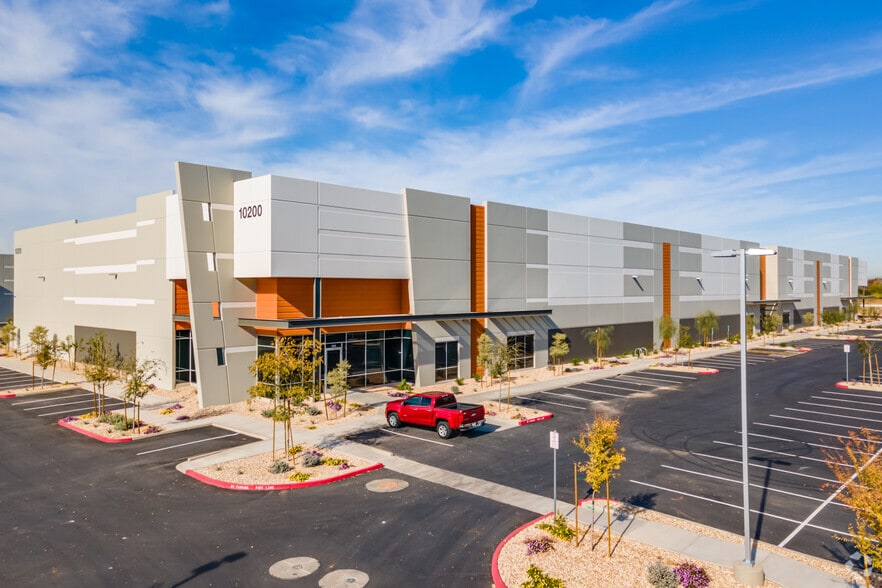 10200 W Montebello Ave, Glendale, AZ for lease - Building Photo - Image 2 of 14