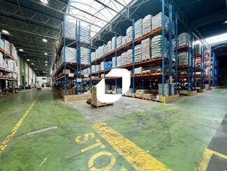 Plus de détails pour Bureau, Local d'activités à louer