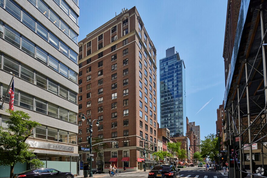 353 Lexington Ave, New York, NY for lease - Building Photo - Image 1 of 3