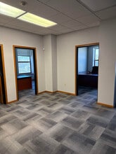 433 W 3rd St, Red Wing, MN for lease Interior Photo- Image 2 of 8