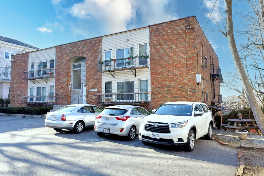 575 N Main St, Fall River, MA for sale - Building Photo - Image 3 of 9