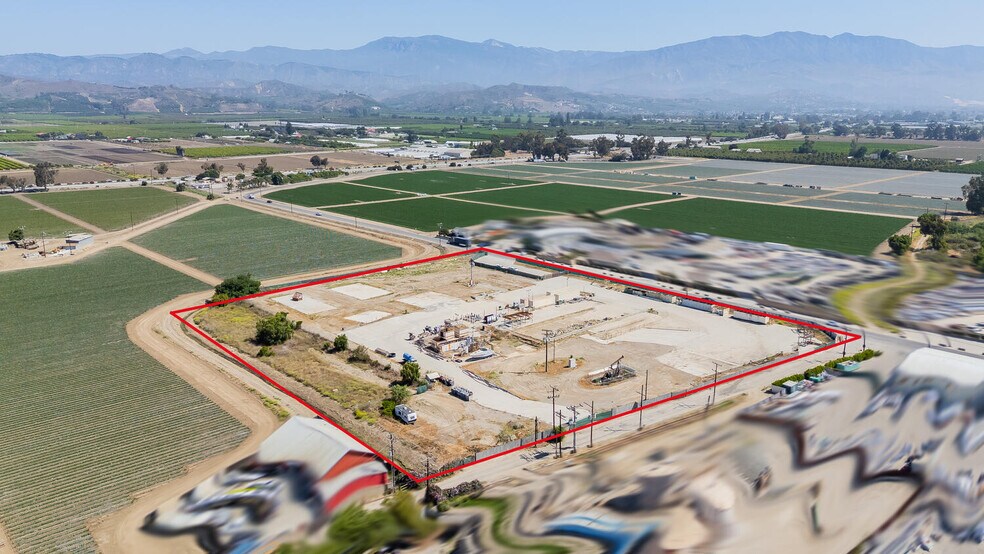 815 Mission Rock Rd, Santa Paula, CA à vendre - Photo du bâtiment - Image 1 de 5