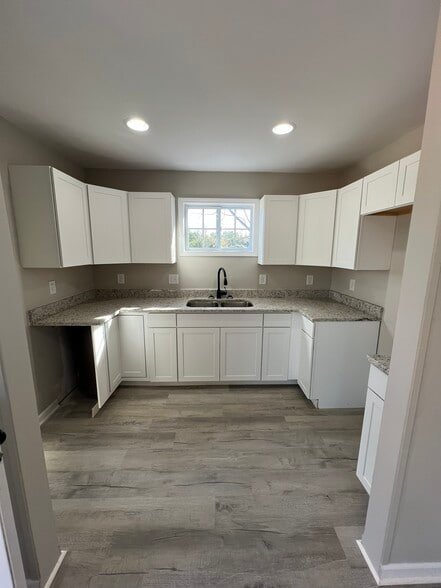 4329 Live Oak Rd, Dalzell, SC à vendre - Photo intérieure - Image 3 de 7