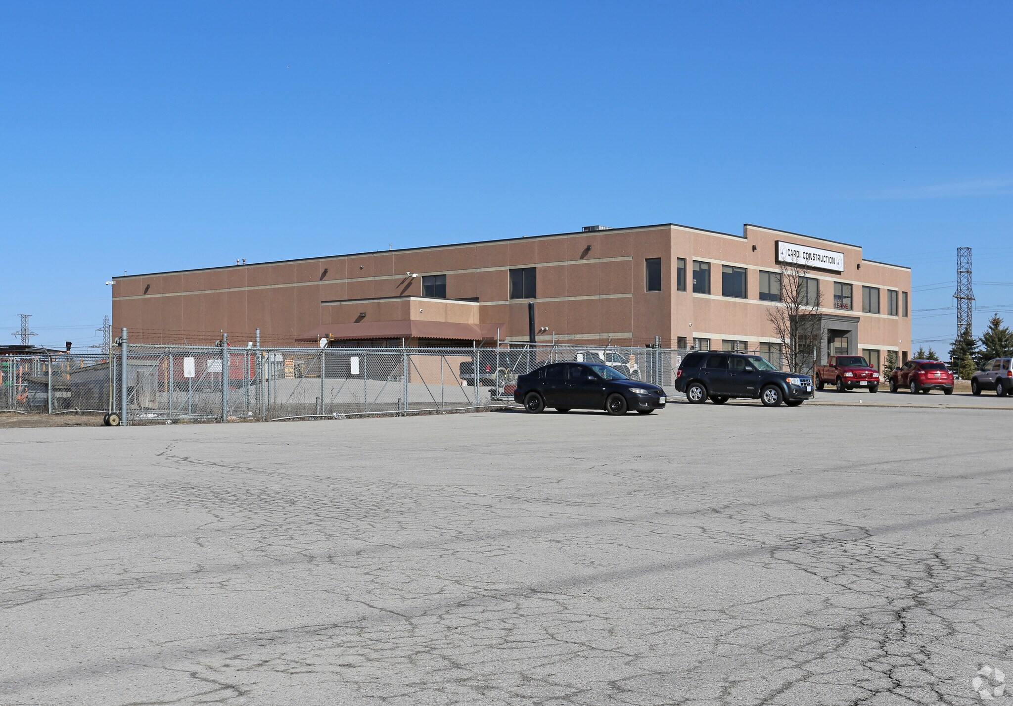 600 Nebo Rd, Hamilton, ON for sale Primary Photo- Image 1 of 1