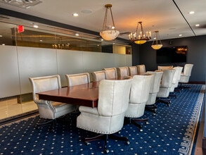 1700 Pacific Ave, Dallas, TX à louer Photo intérieure- Image 2 de 20