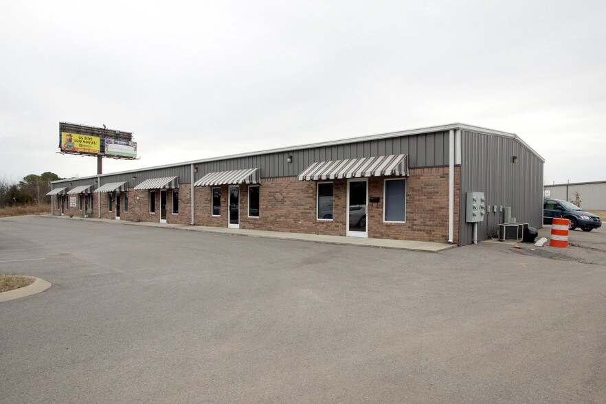 2250 Southgate Blvd, Murfreesboro, TN à louer - Photo du bâtiment - Image 2 de 4