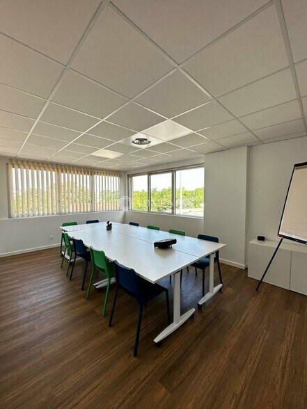 Office in Montpellier for lease - Interior Photo - Image 3 of 3
