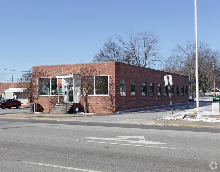 2857 Main St, East Point, GA à louer - Photo du bâtiment - Image 3 de 7