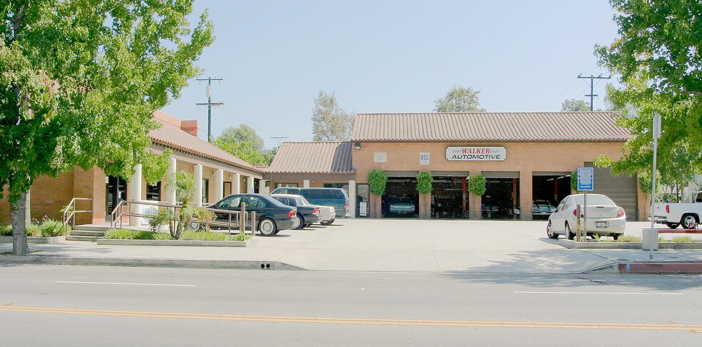 1000 E Wardlow Rd, Long Beach, CA à louer - Photo du bâtiment - Image 2 de 8