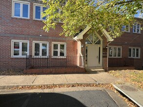 5663-5673 Columbia Pike, Falls Church, VA for lease Interior Photo- Image 2 of 12