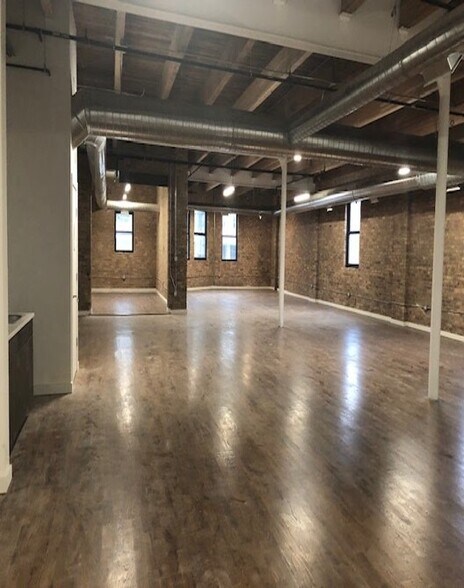 2229 S Michigan Ave, Chicago, IL à vendre - Photo intérieure - Image 3 de 20