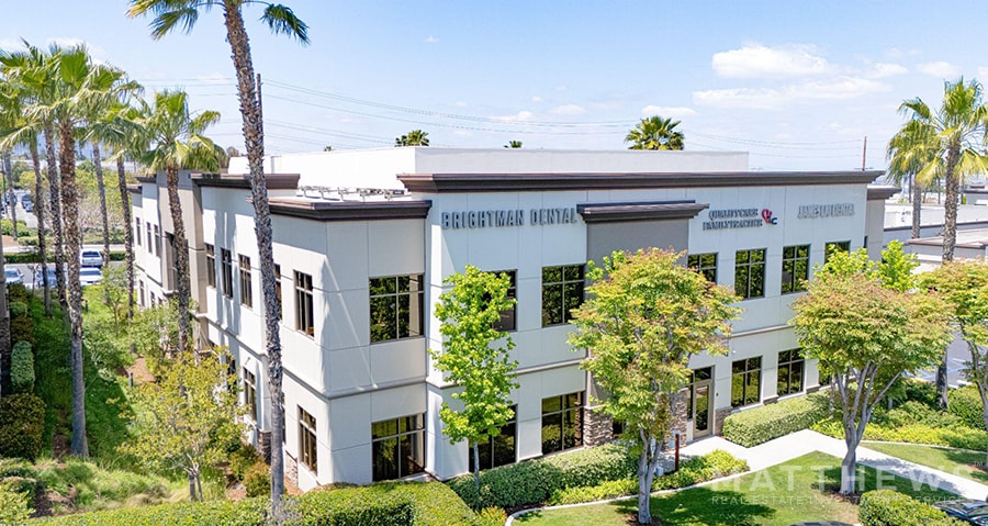 2083 Compton Ave, Corona, CA for sale Primary Photo- Image 1 of 15