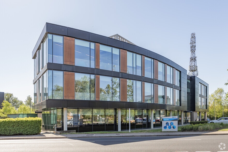 100 Park Dr, Milton for lease - Building Photo - Image 2 of 6