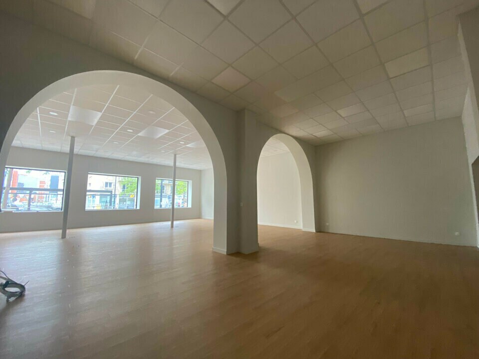 Office in Le Havre for lease Interior Photo- Image 1 of 6