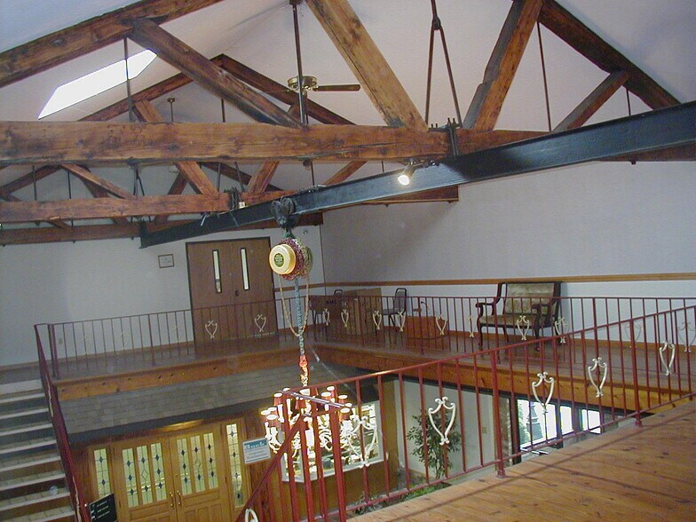 418 3rd Ave, Ford City, PA à louer - Hall d’entrée - Image 3 de 31