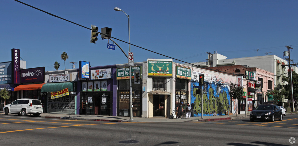 180 S Western Ave, Los Angeles, CA à vendre - Photo principale - Image 1 de 1