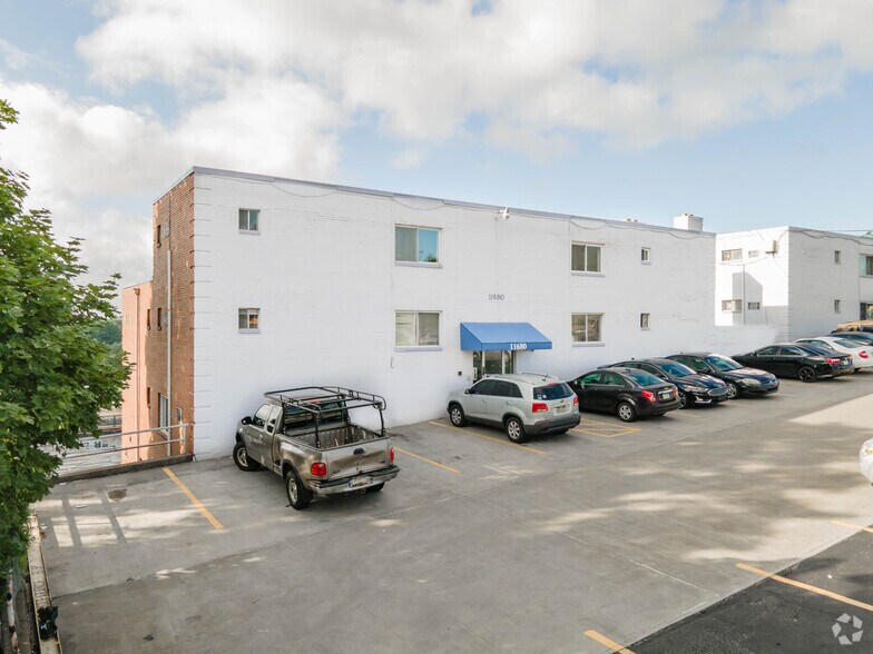 11670 Frankstown Rd, Pittsburgh, PA à vendre - Photo du bâtiment - Image 2 de 5