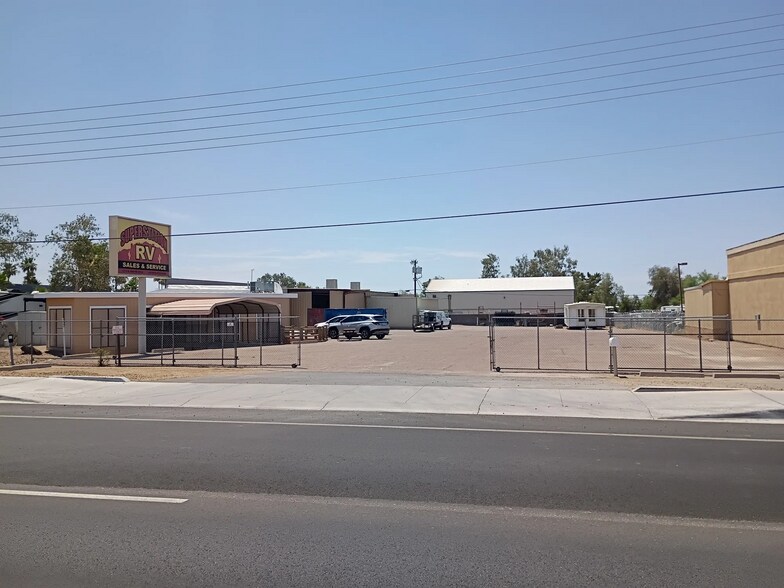 10131 E Apache Trl, Mesa, AZ à louer - Photo du bâtiment - Image 1 de 7