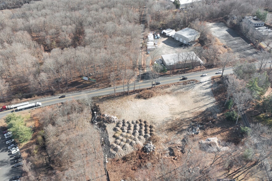 909 Main St, Monroe, CT for sale - Building Photo - Image 3 of 12