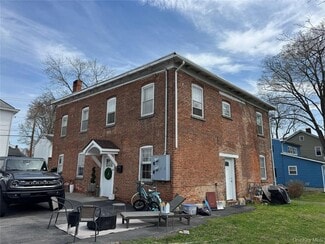 Plus de détails pour 145 Charles St, Montgomery, NY - Bureau/Commerce de détail à louer
