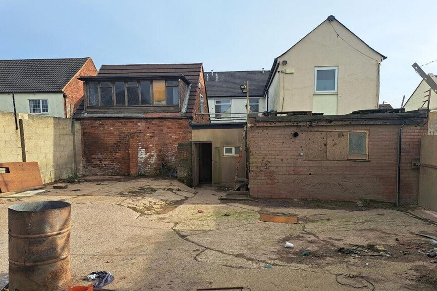 87-89 High St, Burntwood à vendre - Photo du bâtiment - Image 2 de 22