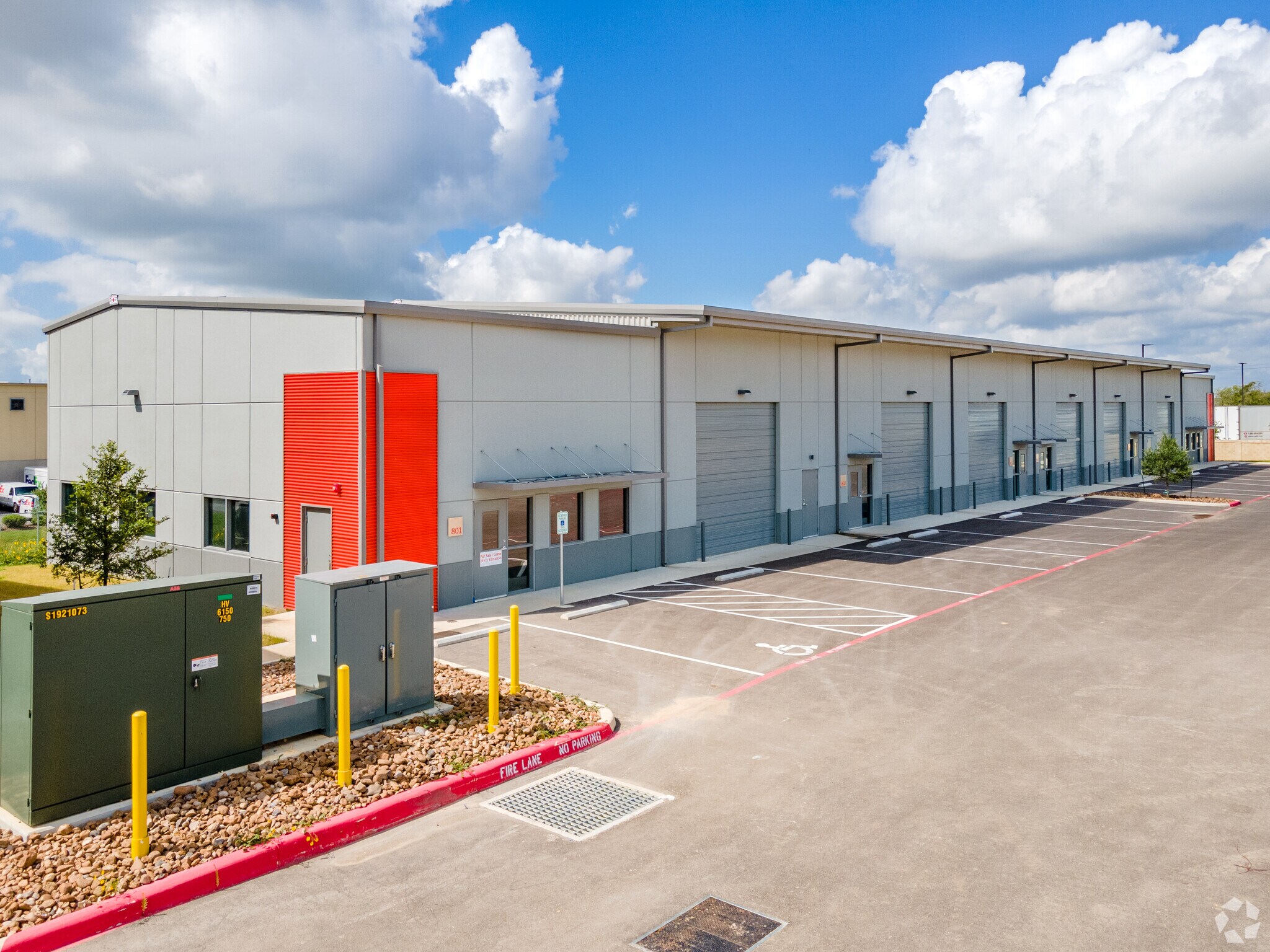 7637 Fm 3009, Schertz, TX à louer Photo du bâtiment- Image 1 de 5