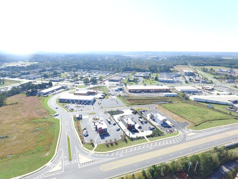 1160 West Ave, Cartersville, GA à louer - Photo du bâtiment - Image 3 de 3