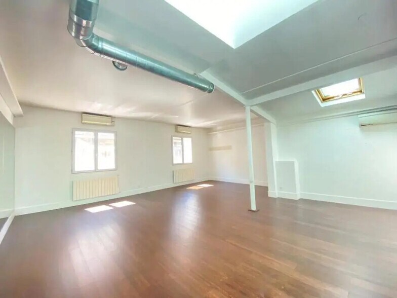 Bureau dans Boulogne-Billancourt à vendre - Photo du bâtiment - Image 1 de 7